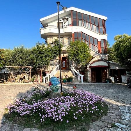 Hotel אוריקום מראה חיצוני תמונה