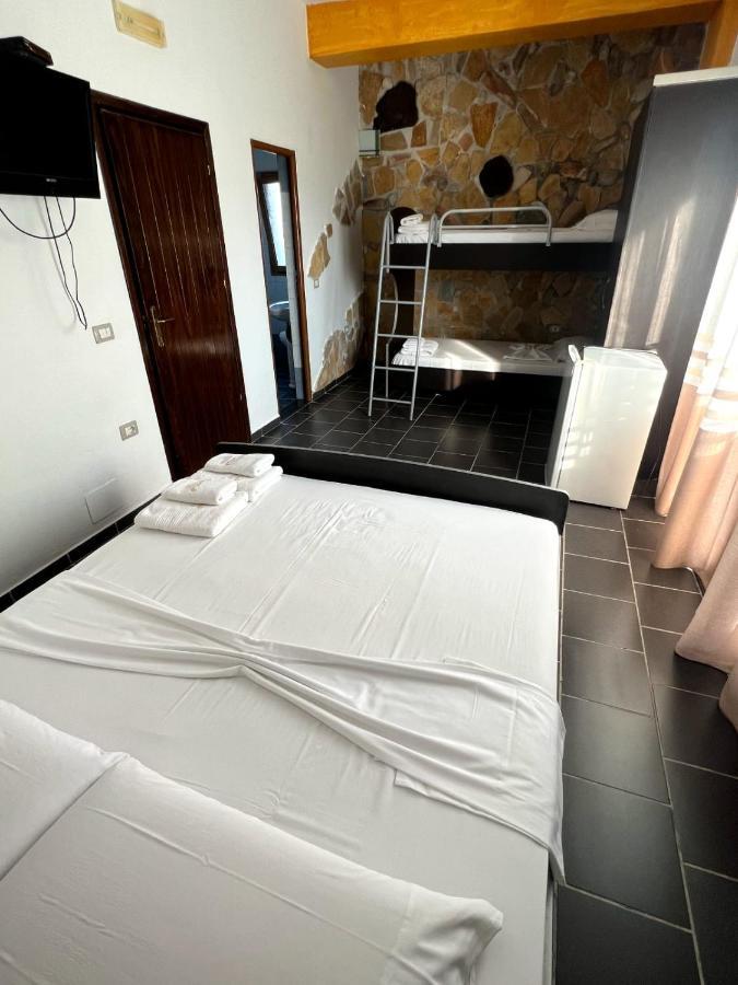 Hotel אוריקום מראה חיצוני תמונה